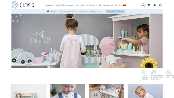 Mediniai lėlių nameliai internetu